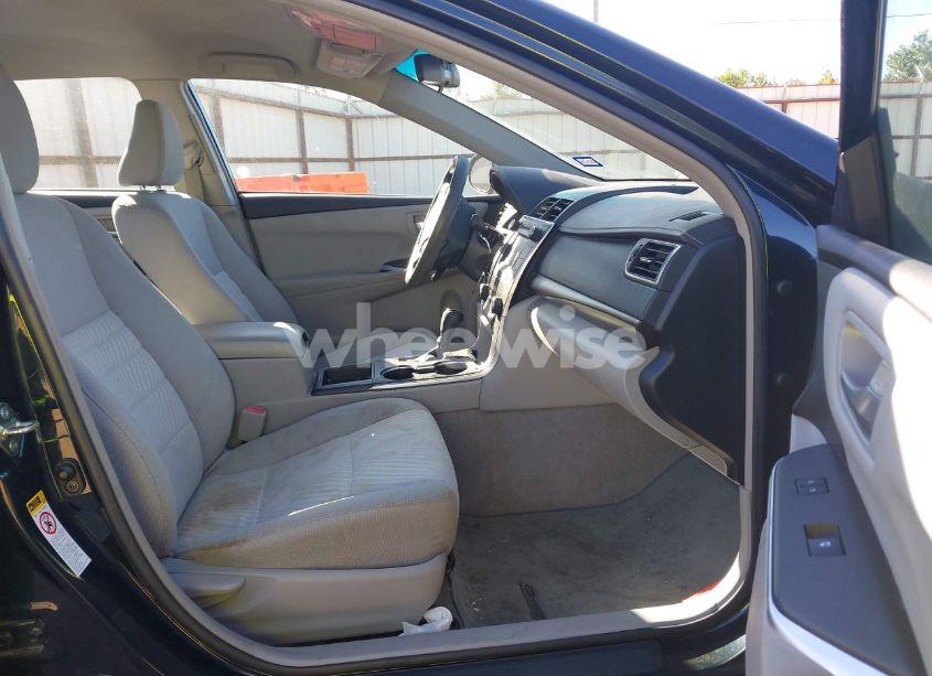 Photo 5 of 2017 Toyota Camry LE (VIN 4T1BF1FK8HU712794)