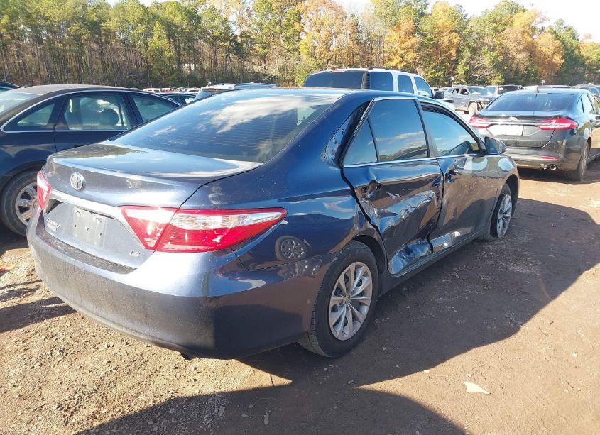 Photo 4 of 2017 Toyota Camry LE (VIN 4T1BF1FK8HU734052)