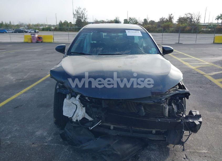 Photo 6 of 2017 Toyota Camry SE (VIN 4T1BF1FK8HU747688)