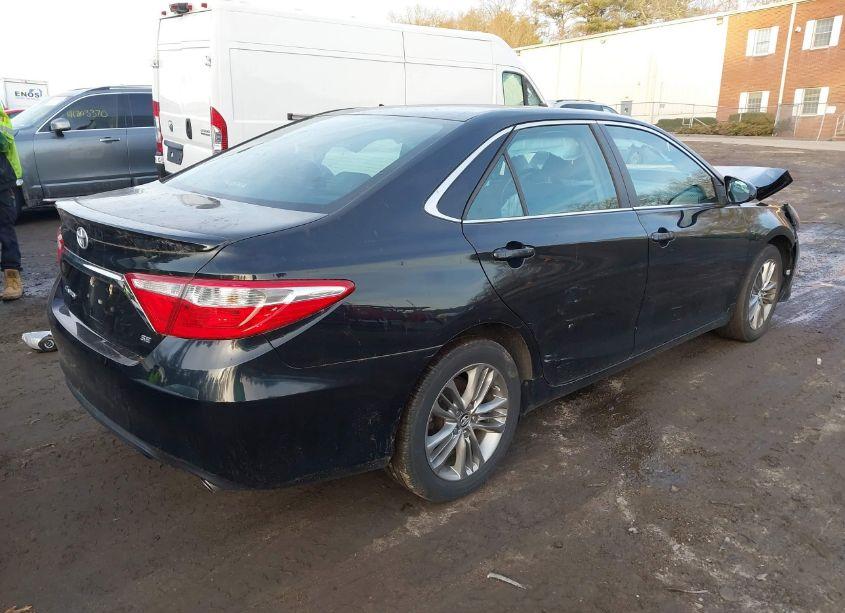 Photo 4 of 2017 Toyota Camry SE (VIN 4T1BF1FK8HU780013)
