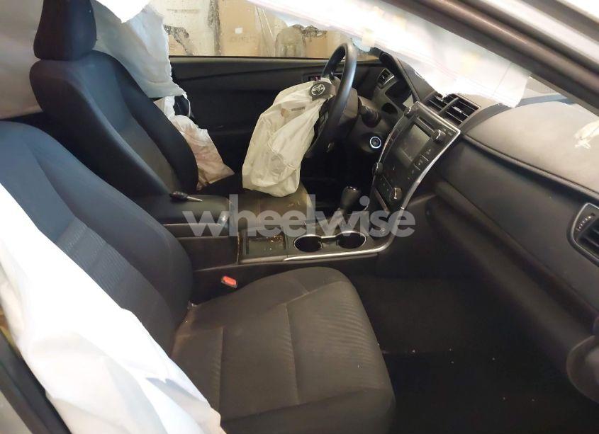 Photo 5 of 2017 Toyota Camry LE (VIN 4T1BF1FK8HU784241)