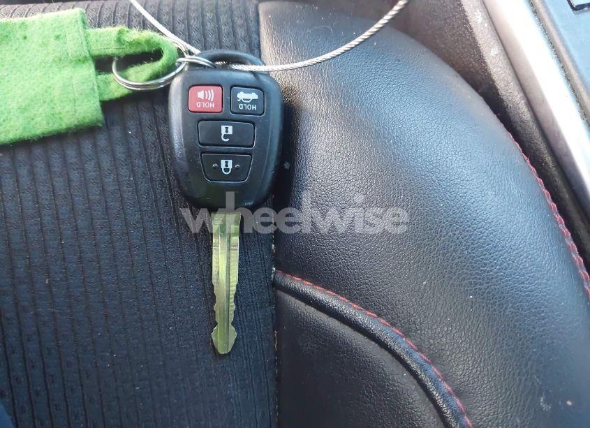 Photo 11 of 2017 Toyota Camry LE/XLE/SE/XSE (VIN 4T1BF1FK8HU792484)