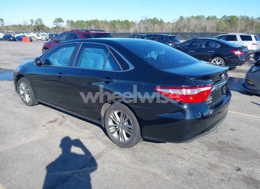 Photo 3 of 2017 Toyota Camry LE/XLE/SE/XSE (VIN 4T1BF1FK8HU792484)