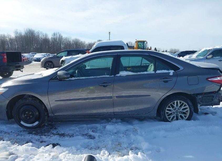 Photo 14 of 2017 Toyota Camry LE (VIN 4T1BF1FK8HU794896)