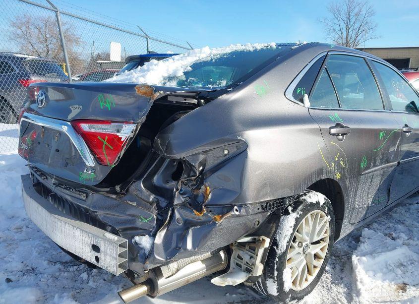 Photo 6 of 2017 Toyota Camry LE (VIN 4T1BF1FK8HU794896)