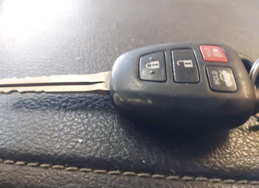 Photo 11 of 2012 Toyota Camry SE (VIN 4T1BF1FK9CU010606)