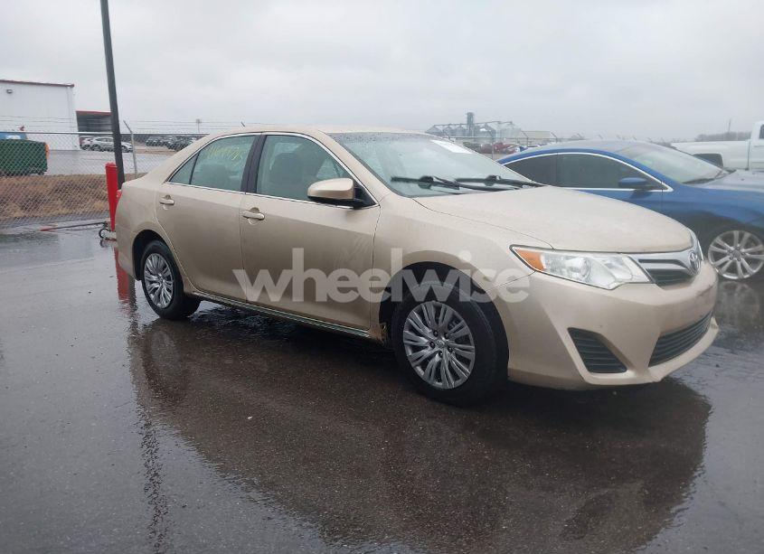 Photo 13 of 2012 Toyota Camry LE (VIN 4T1BF1FK9CU029592)