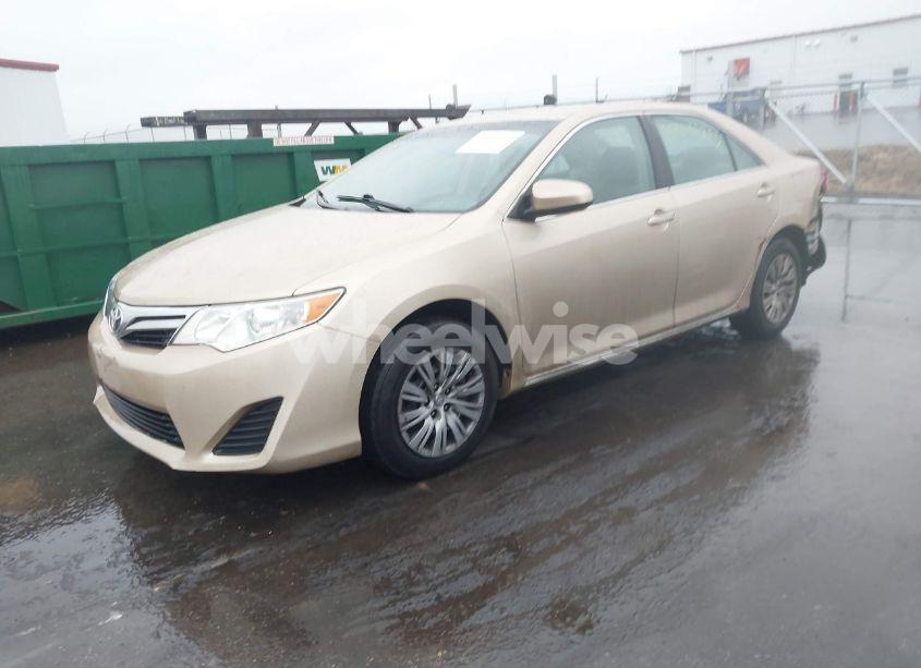 Photo 2 of 2012 Toyota Camry LE (VIN 4T1BF1FK9CU029592)