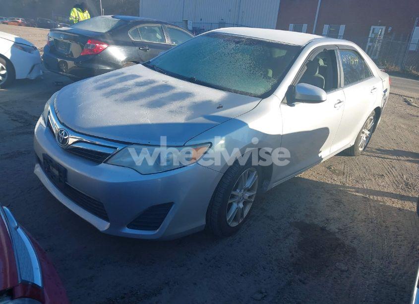 Photo 2 of 2012 Toyota Camry LE (VIN 4T1BF1FK9CU040527)