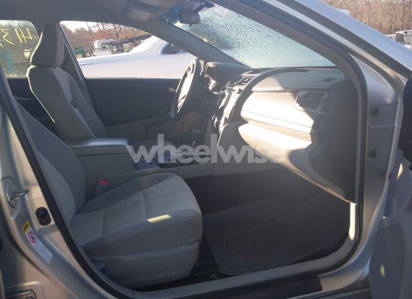 Photo 5 of 2012 Toyota Camry LE (VIN 4T1BF1FK9CU040527)