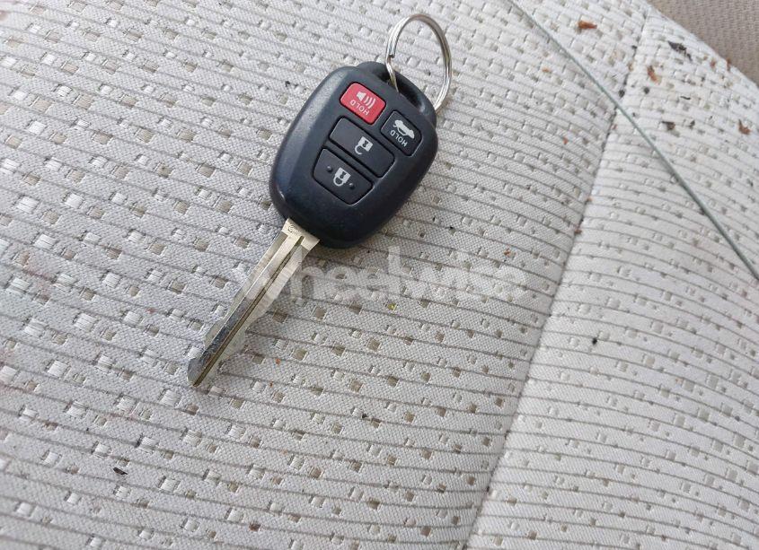 Photo 11 of 2012 Toyota Camry LE (VIN 4T1BF1FK9CU045579)