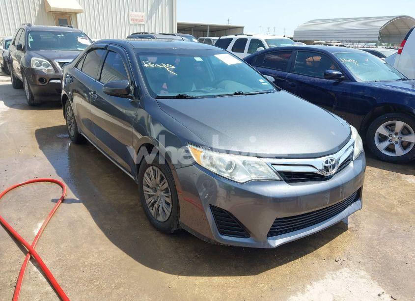 2012 Toyota Camry LE (VIN 4T1BF1FK9CU065654) main photo