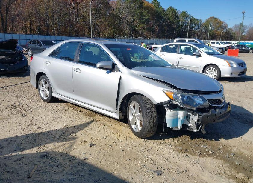 2012 Toyota Camry SE (VIN 4T1BF1FK9CU091588) main photo