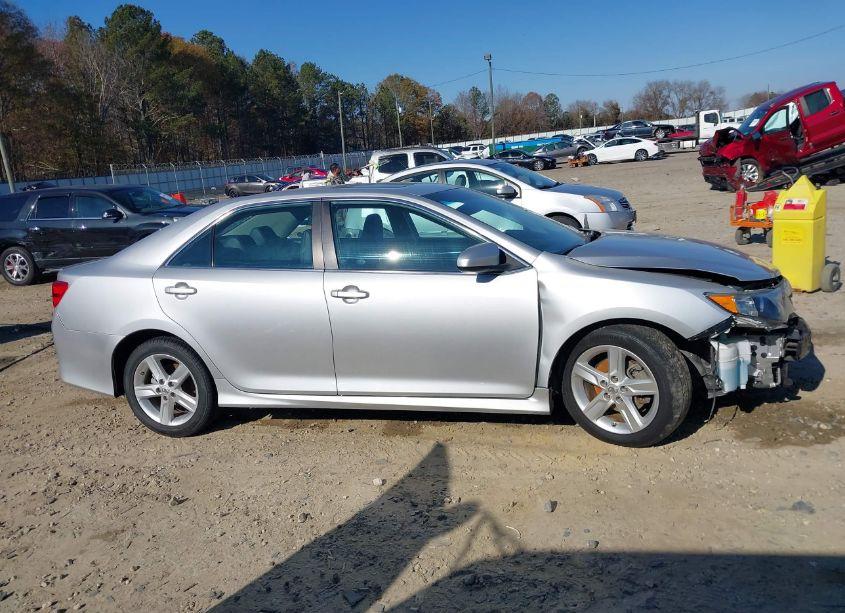 Photo 13 of 2012 Toyota Camry SE (VIN 4T1BF1FK9CU091588)