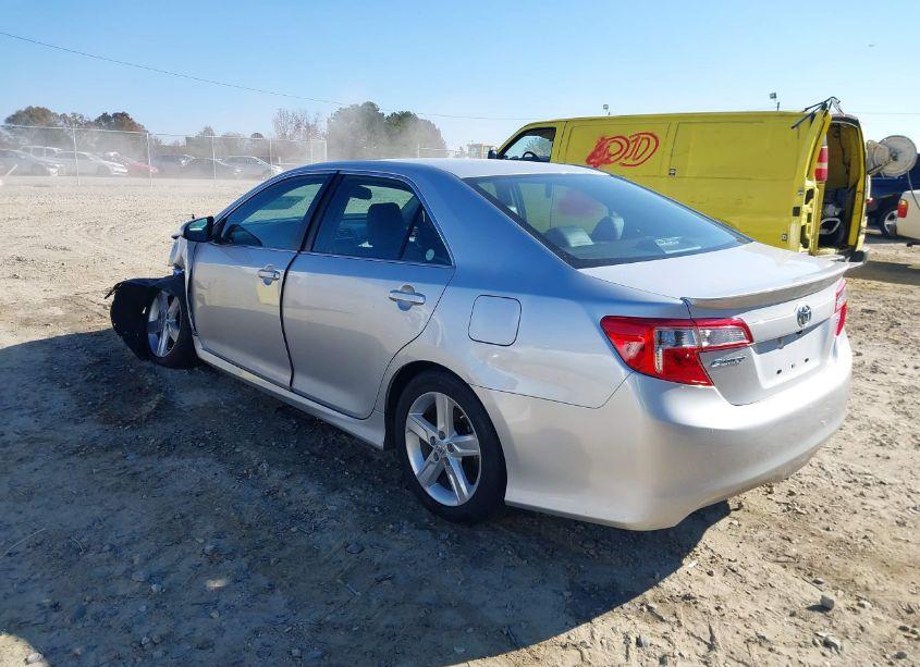Photo 3 of 2012 Toyota Camry SE (VIN 4T1BF1FK9CU091588)