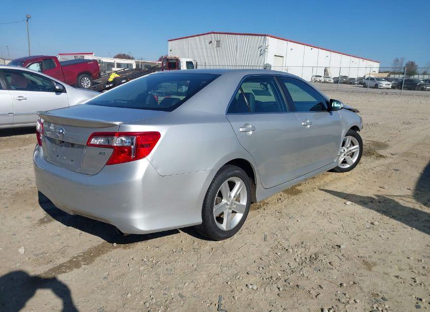 Photo 4 of 2012 Toyota Camry SE (VIN 4T1BF1FK9CU091588)