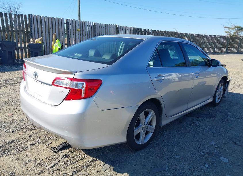 Photo 4 of 2012 Toyota Camry SE (VIN 4T1BF1FK9CU127652)
