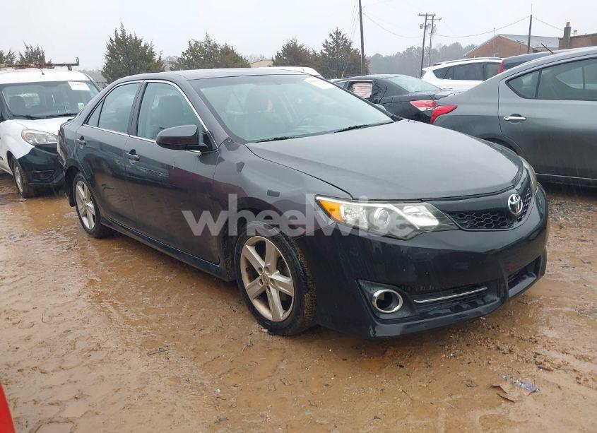 2012 Toyota Camry SE (VIN 4T1BF1FK9CU130129) main photo