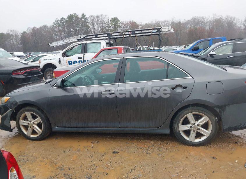 Photo 14 of 2012 Toyota Camry SE (VIN 4T1BF1FK9CU130129)