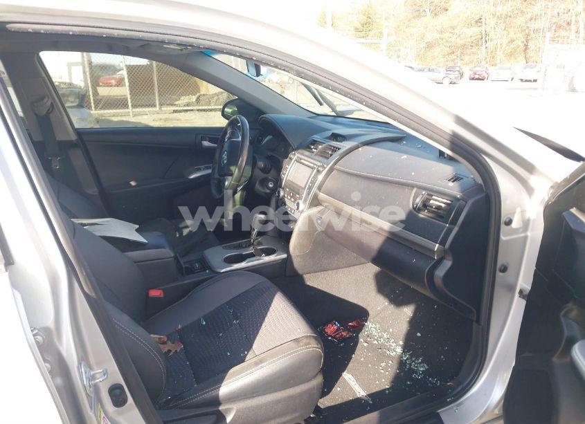 Photo 5 of 2012 Toyota Camry SE (VIN 4T1BF1FK9CU132642)