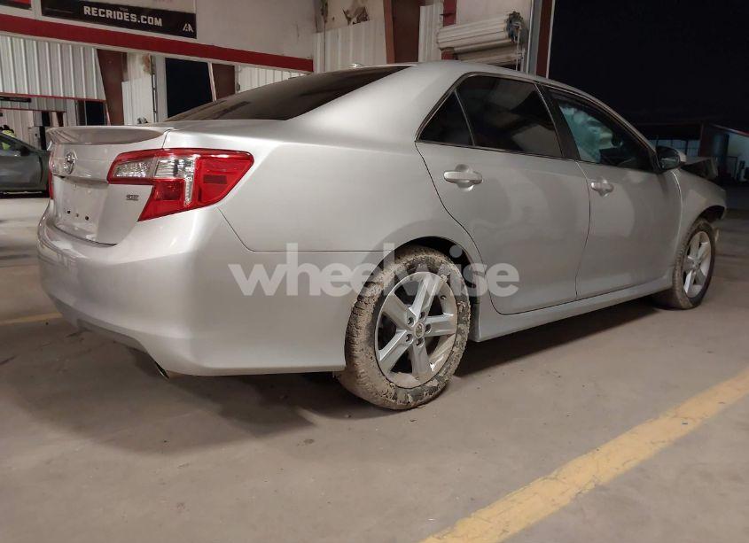 Photo 4 of 2012 Toyota Camry SE (VIN 4T1BF1FK9CU138845)