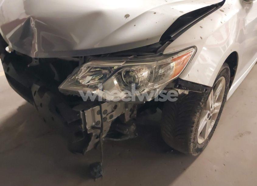 Photo 6 of 2012 Toyota Camry SE (VIN 4T1BF1FK9CU138845)