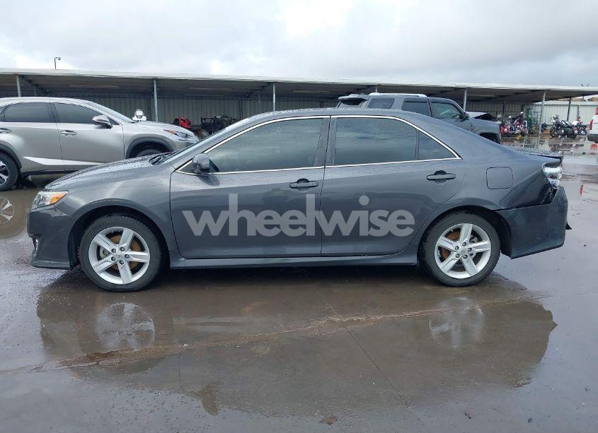 Photo 14 of 2012 Toyota Camry SE (VIN 4T1BF1FK9CU140725)