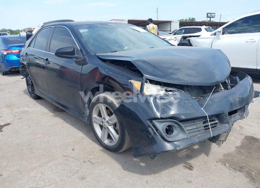 2012 Toyota Camry SE (VIN 4T1BF1FK9CU142619) main photo