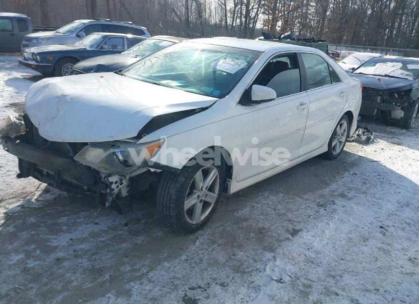 Photo 2 of 2012 Toyota Camry SE (VIN 4T1BF1FK9CU172834)