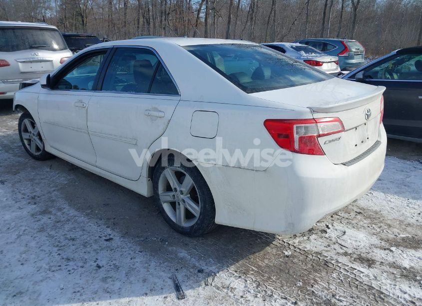 Photo 3 of 2012 Toyota Camry SE (VIN 4T1BF1FK9CU172834)