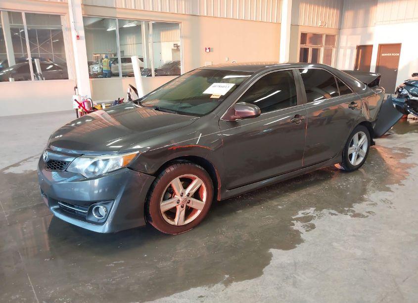 Photo 2 of 2012 Toyota Camry SE (VIN 4T1BF1FK9CU177774)