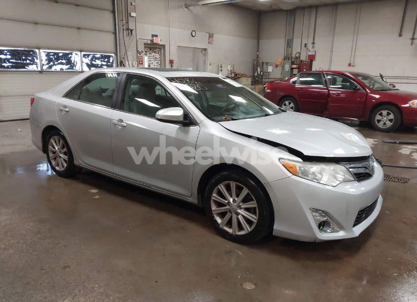 2012 Toyota Camry XLE (VIN 4T1BF1FK9CU187303) main photo