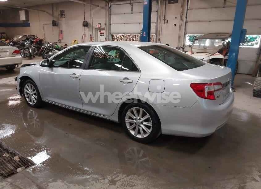 Photo 3 of 2012 Toyota Camry XLE (VIN 4T1BF1FK9CU187303)