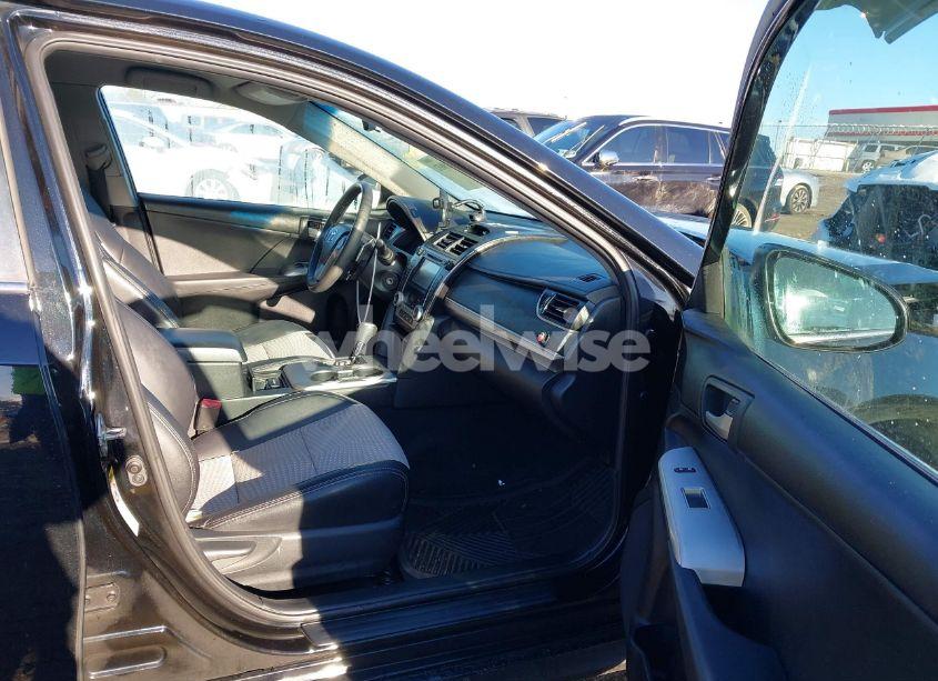 Photo 5 of 2012 Toyota Camry SE (VIN 4T1BF1FK9CU202138)