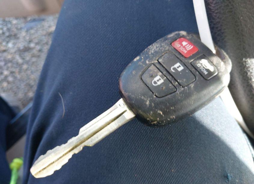 Photo 11 of 2012 Toyota Camry LE (VIN 4T1BF1FK9CU521412)