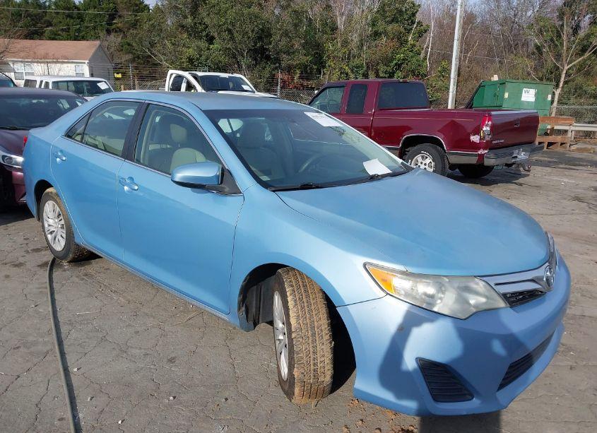 2012 Toyota Camry LE (VIN 4T1BF1FK9CU527341) main photo