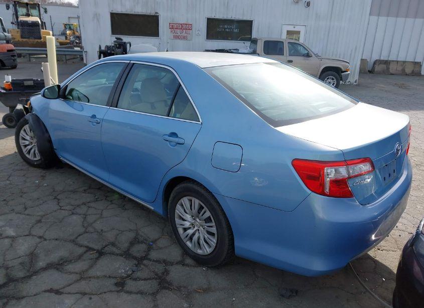 Photo 3 of 2012 Toyota Camry LE (VIN 4T1BF1FK9CU527341)