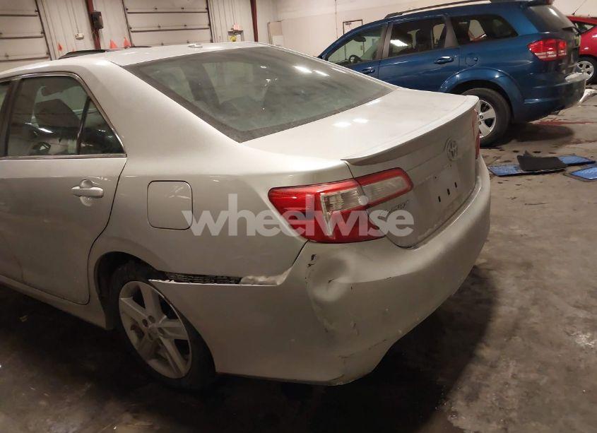 Photo 19 of 2012 Toyota Camry SE (VIN 4T1BF1FK9CU533639)