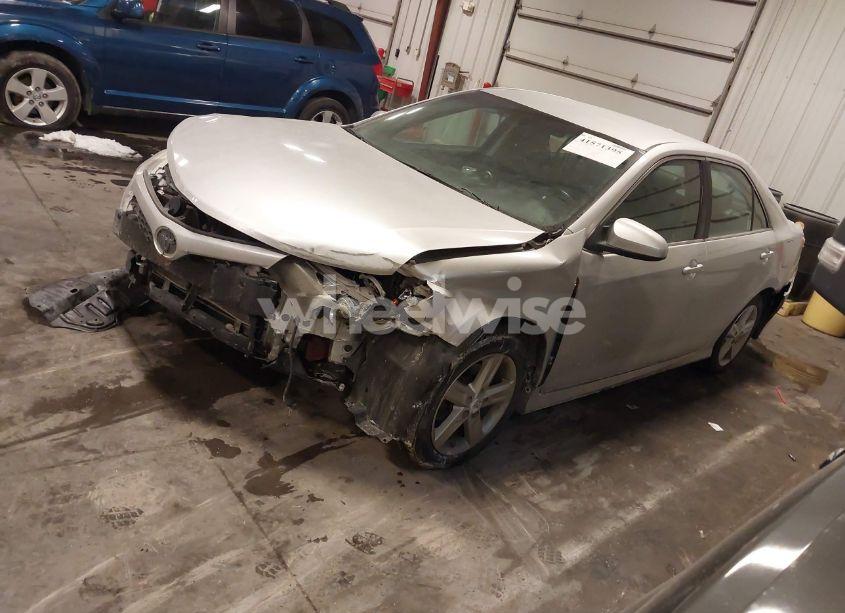 Photo 2 of 2012 Toyota Camry SE (VIN 4T1BF1FK9CU533639)