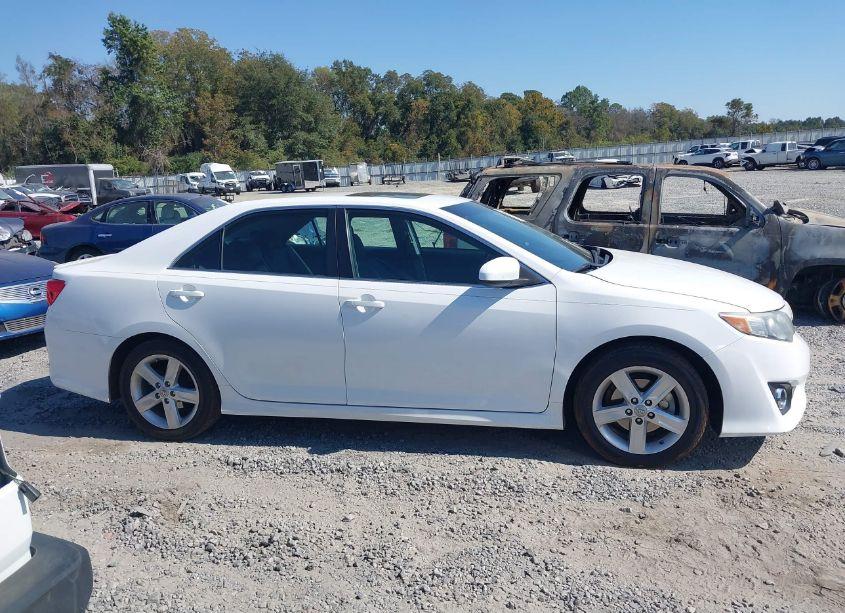 Photo 13 of 2012 Toyota Camry SE (VIN 4T1BF1FK9CU538548)