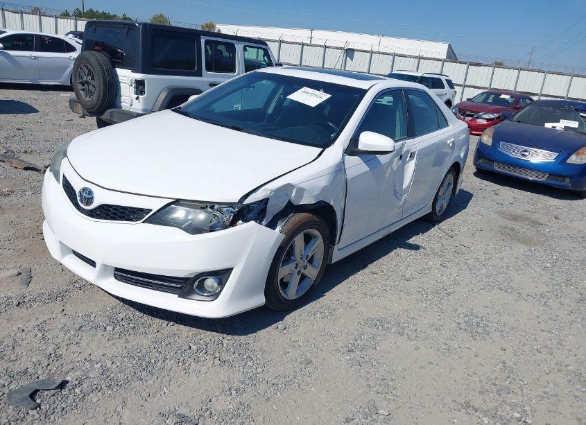 Photo 2 of 2012 Toyota Camry SE (VIN 4T1BF1FK9CU538548)