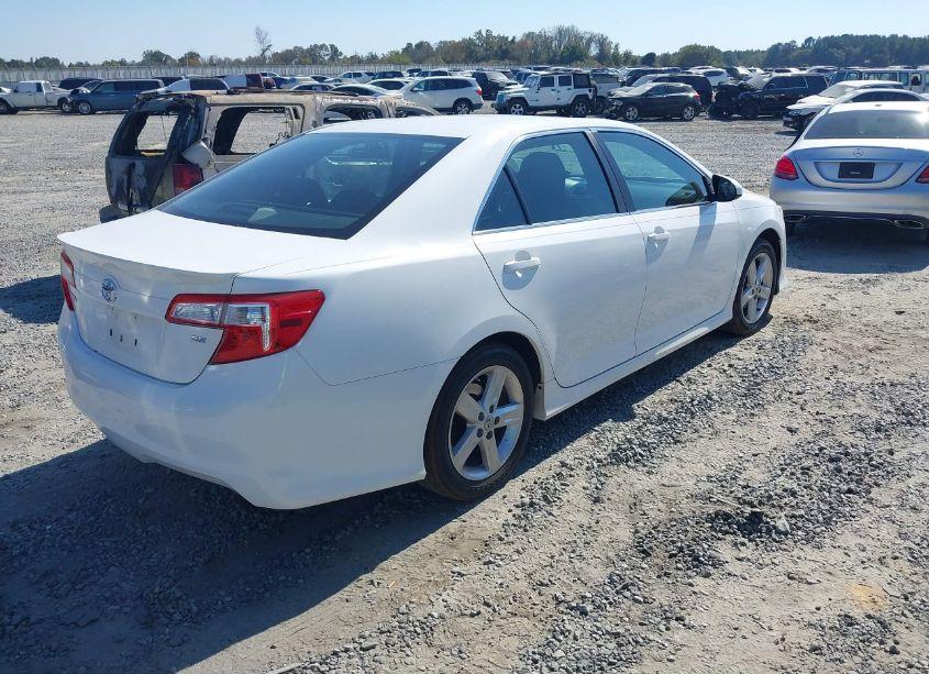 Photo 4 of 2012 Toyota Camry SE (VIN 4T1BF1FK9CU538548)