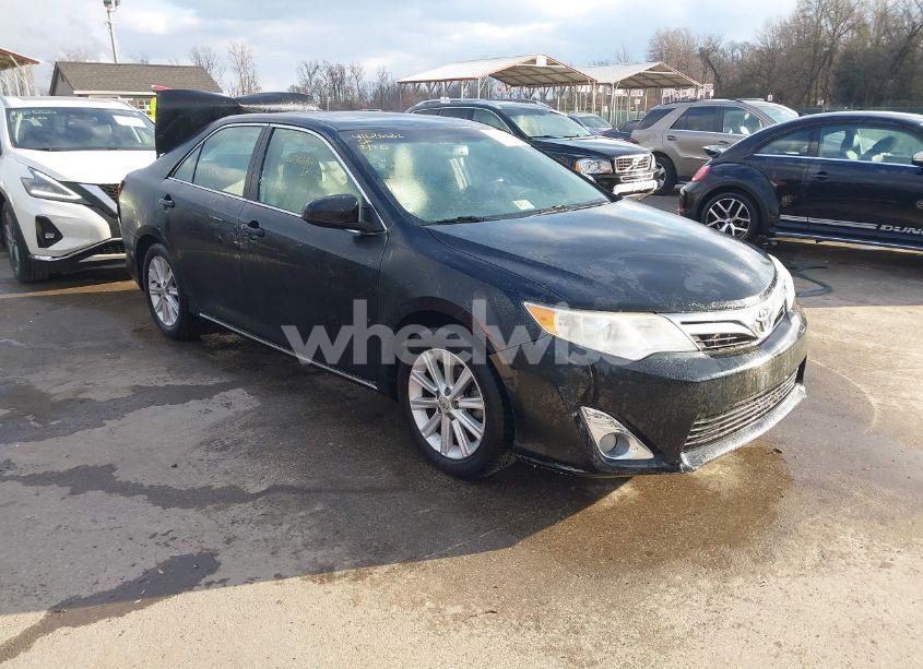 2012 Toyota Camry XLE (VIN 4T1BF1FK9CU547671) main photo