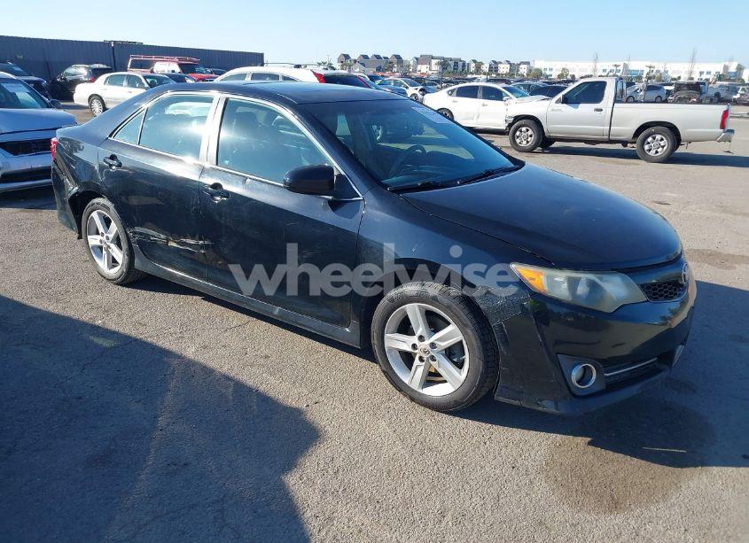 2012 Toyota Camry SE (VIN 4T1BF1FK9CU569363) main photo