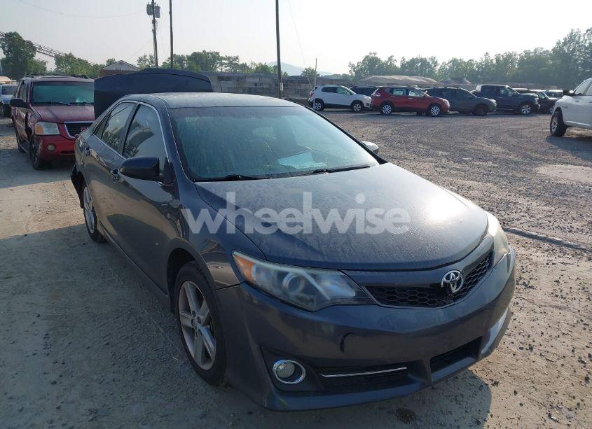 2012 Toyota Camry SE (VIN 4T1BF1FK9CU596787) main photo