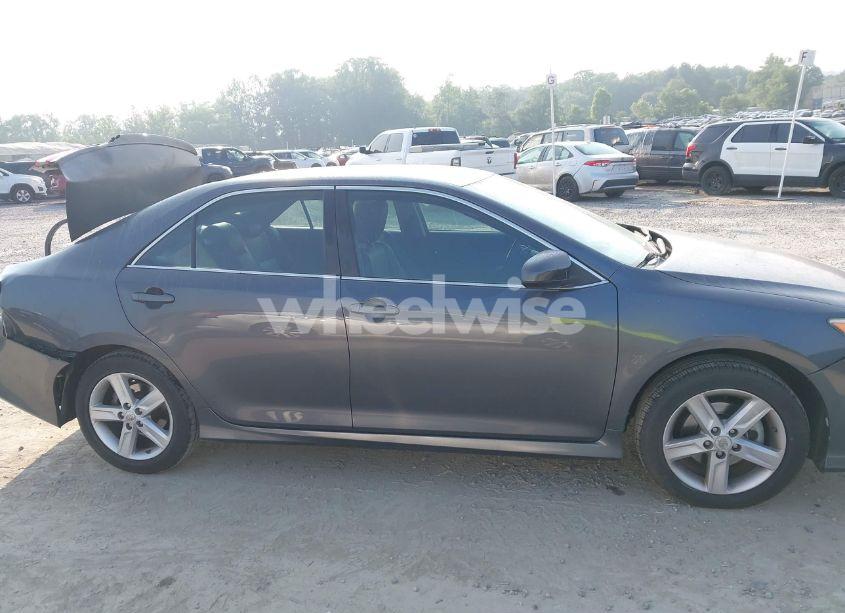 Photo 13 of 2012 Toyota Camry SE (VIN 4T1BF1FK9CU596787)