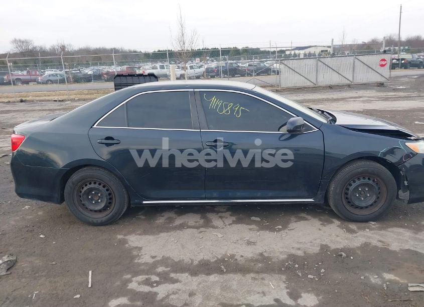 Photo 13 of 2013 Toyota Camry LE (VIN 4T1BF1FK9DU217580)