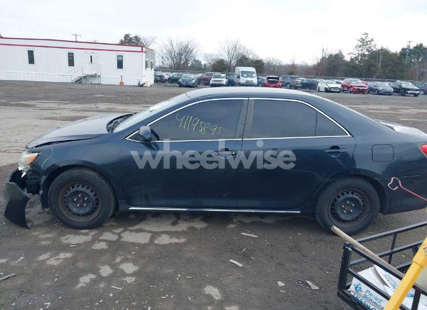 Photo 14 of 2013 Toyota Camry LE (VIN 4T1BF1FK9DU217580)