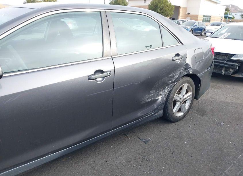 Photo 6 of 2013 Toyota Camry SE (VIN 4T1BF1FK9DU220690)