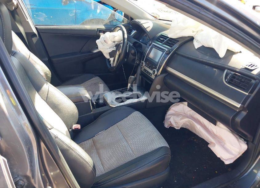 Photo 5 of 2013 Toyota Camry SE (VIN 4T1BF1FK9DU229826)